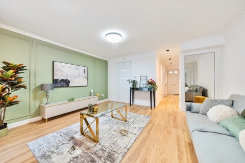 Click the photo for more details of Sheridan Road, Richmond