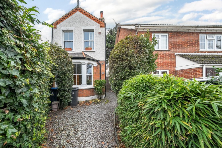 Click the photo for more details of Fassett Road, Kingston Upon Thames, Surrey