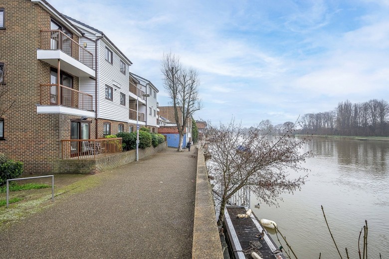 Click the photo for more details of Ram Passage, Kingston Upon Thames, Surrey