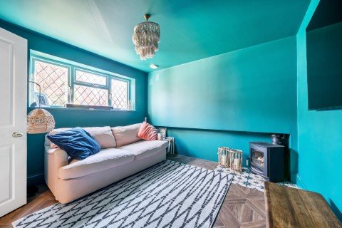 Click the photo for more details of Barnfield Gardens, Kingston Upon Thames, KT2