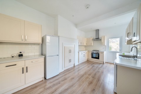 Click the photo for more details of Chatham Road, Kingston Upon Thames, KT1