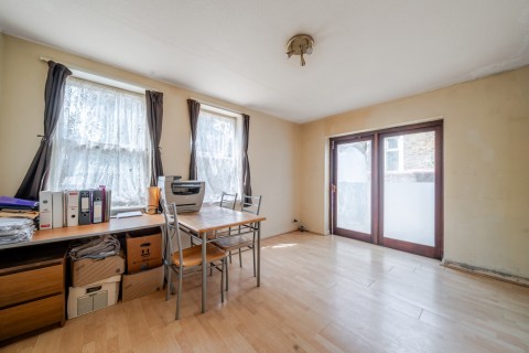 Click the photo for more details of Cambridge Road, Kingston Upon Thames