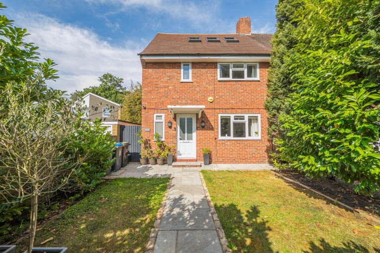 Images for Barnfield Gardens, Kingston Upon Thames, Surrey
