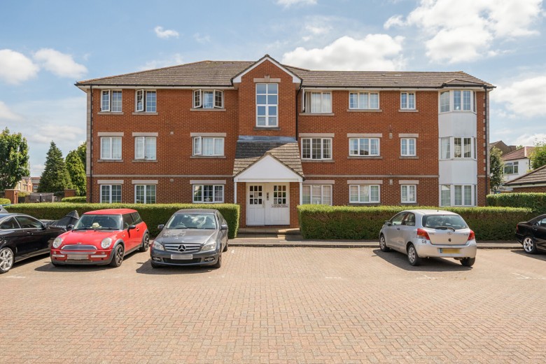 Click the photo for more details of Sigrist Square, Kingston Upon Thames, Surrey