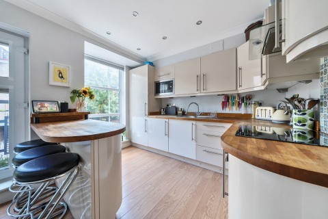Click the photo for more details of Kingston Hill, Kingston Upon Thames, Surrey