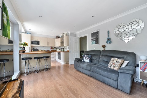 Click the photo for more details of Kingston Hill, Kingston Upon Thames, Surrey