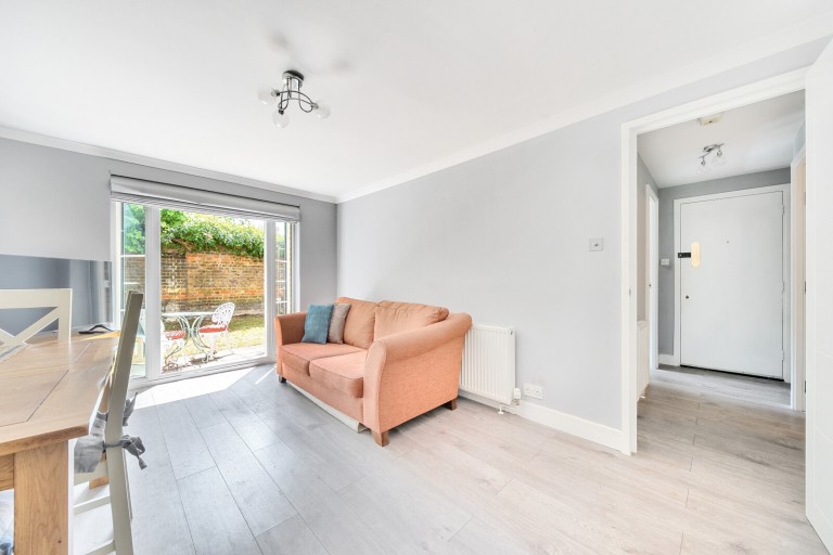 Images for Kingsworthy Close, Kingston Upon Thames, Surrey