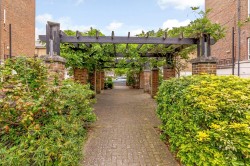 Images for Samuel Gray Gardens, Kingston Upon Thames, Surrey