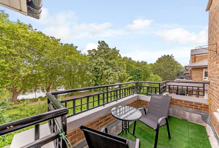 Images for Samuel Gray Gardens, Kingston Upon Thames, Surrey