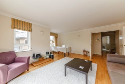 Images for Samuel Gray Gardens, Kingston Upon Thames, Surrey