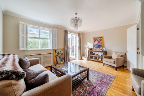 Click the photo for more details of Northweald Lane, Kingston Upon Thames, Surrey