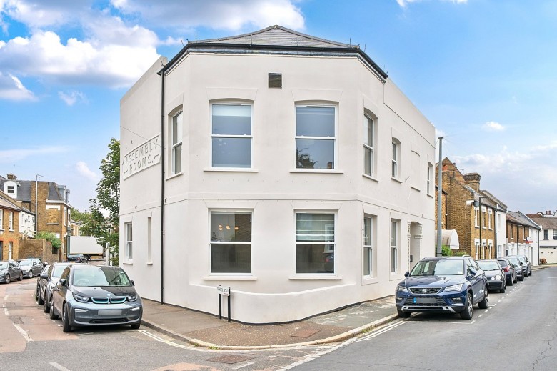 Click the photo for more details of Park Road, Hampton Wick