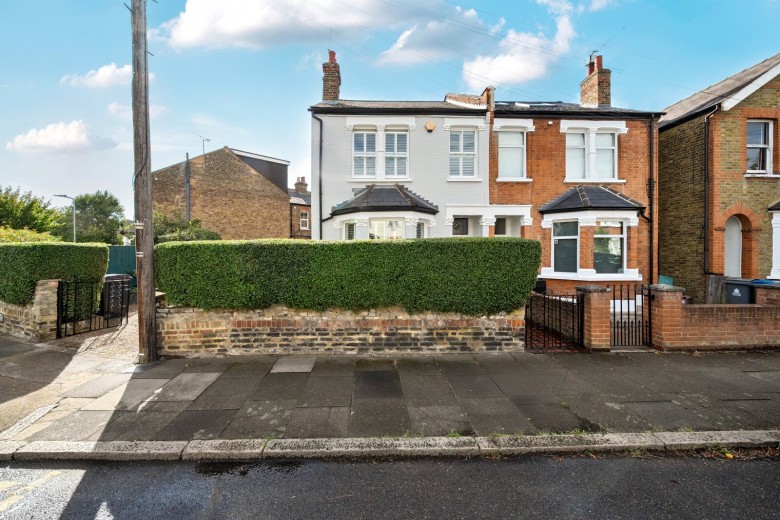 Click the photo for more details of Chatham Road, Kingston Upon Thames, Surrey