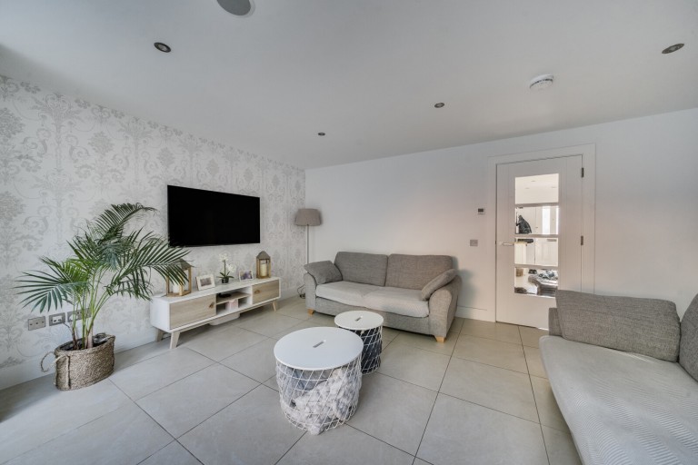 Images for Oakhurst Close, Kingston Upon Thames, Surrey