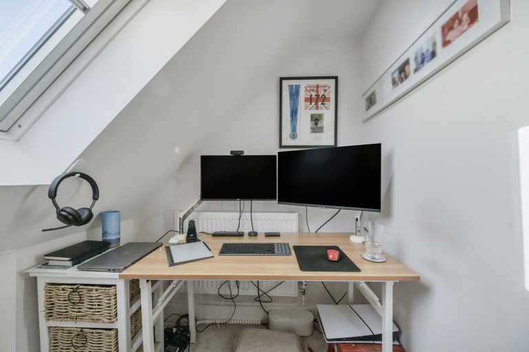 Images for Oakhurst Close, Kingston Upon Thames, Surrey