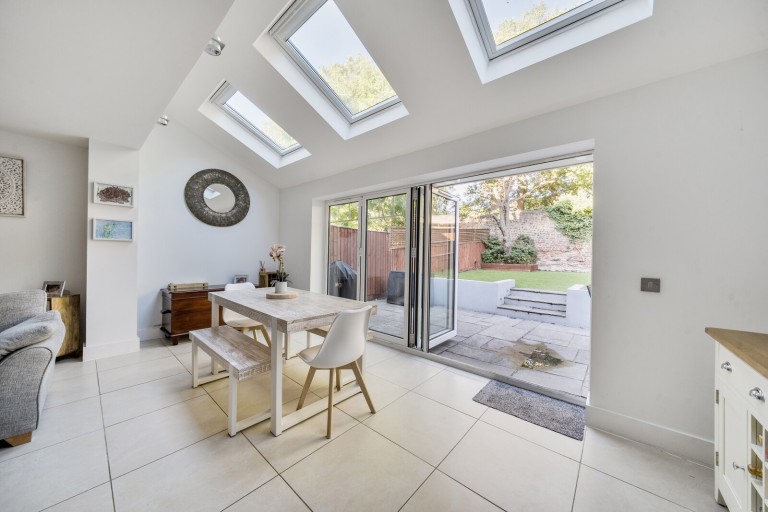 Images for Oakhurst Close, Kingston Upon Thames, Surrey