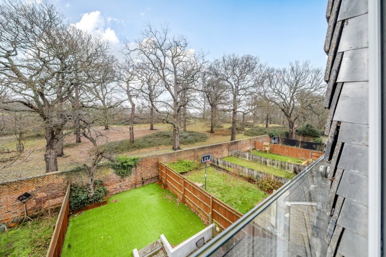 Images for Oakhurst Close, Kingston Upon Thames, Surrey