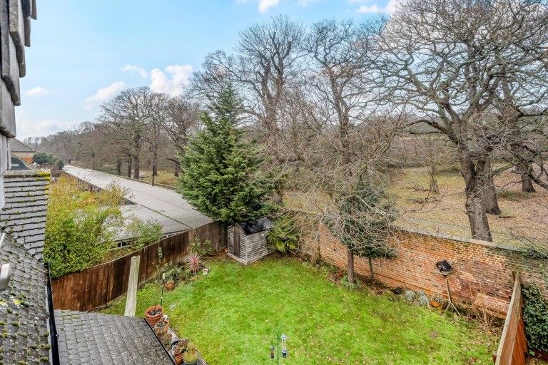 Images for Oakhurst Close, Kingston Upon Thames, Surrey