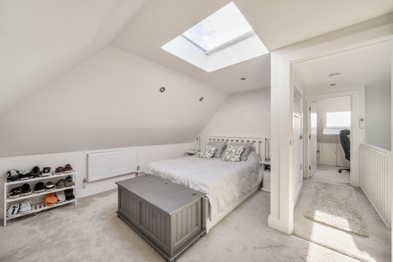 Images for Oakhurst Close, Kingston Upon Thames, Surrey