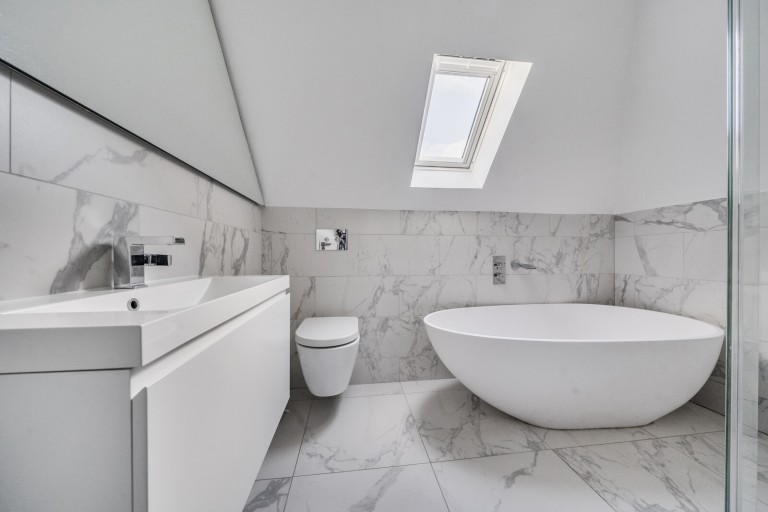 Images for Oakhurst Close, Kingston Upon Thames, Surrey