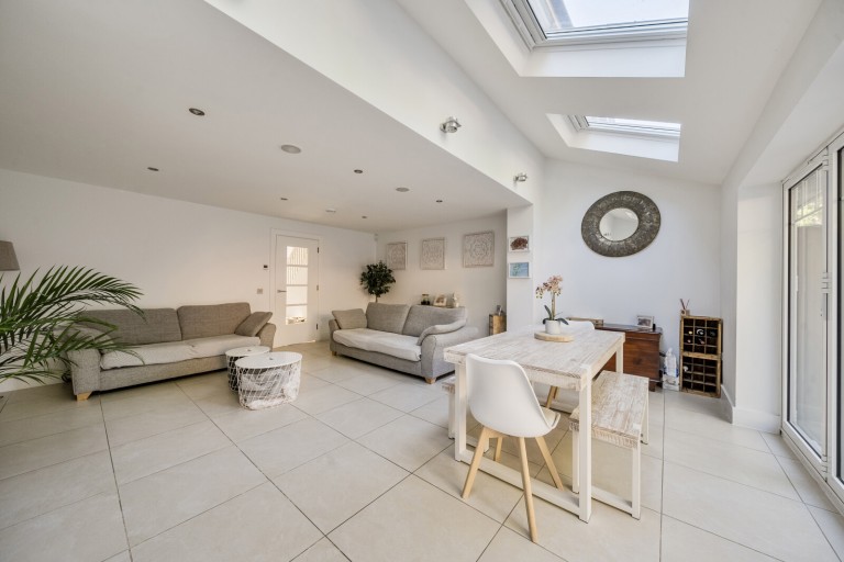 Images for Oakhurst Close, Kingston Upon Thames, Surrey