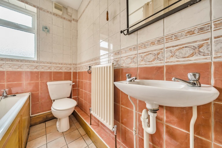 Images for Fleetwood Square, Kingston Upon Thames, Surrey