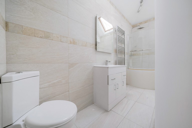 Images for Collingwood Avenue, Tolworth, Surrey