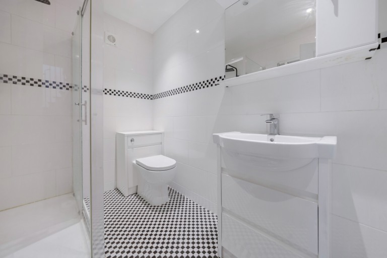 Images for Collingwood Avenue, Tolworth, Surrey