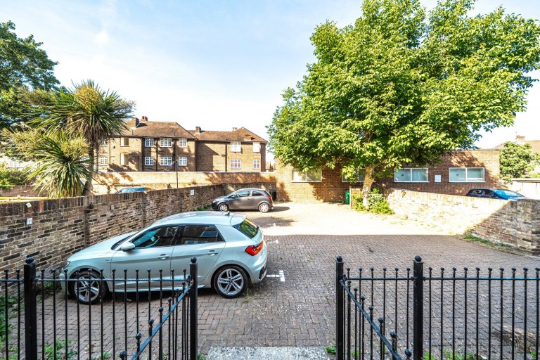 Images for Grove Crescent, Kingston Upon Thames