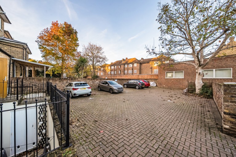 Images for Grove Crescent, Kingston Upon Thames, Surrey