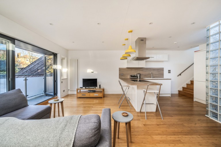 Images for Victoria Road, Kingston Upon Thames, Surrey