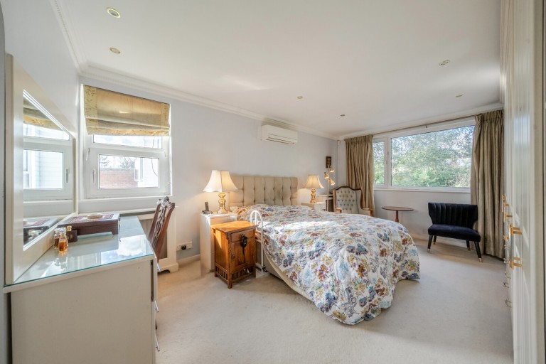 Images for Coombe Hill, Kingston Upon Thames