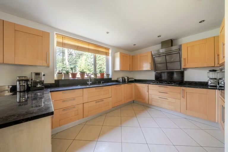 Images for Coombe Hill, Kingston Upon Thames