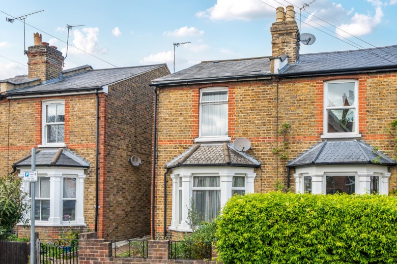 Click the photo for more details of Lowther Road, Kingston Upon Thames