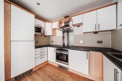 Click the photo for more details of The Bittoms, Kingston Upon Thames