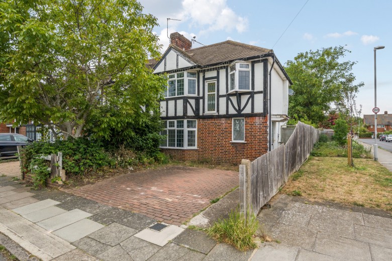 Click the photo for more details of Barnfield Avenue, Kingston Upon Thames