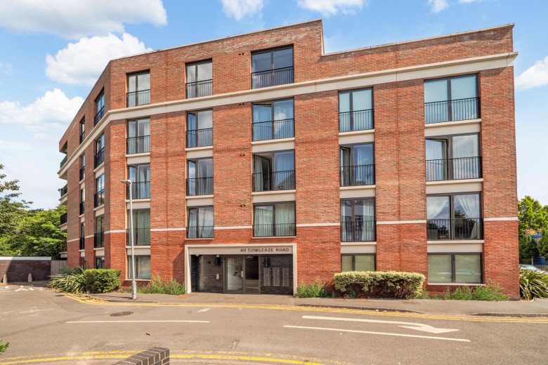 Click the photo for more details of Cowleaze Road, Kingston Upon Thames