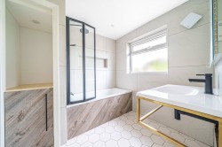 Images for Oxford Crescent, New Malden, KT3