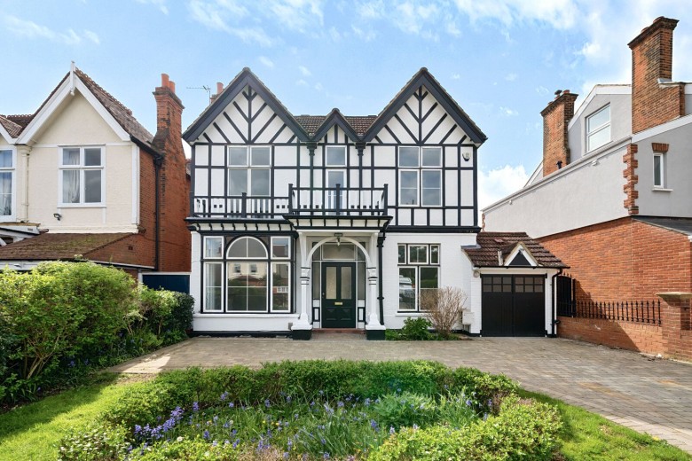 Click the photo for more details of Thetford Road, New Malden, KT3