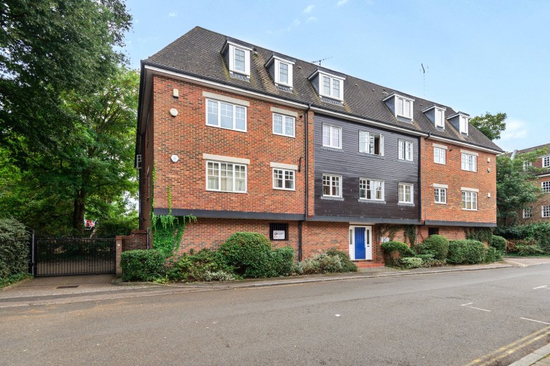 Click the photo for more details of Jerome House, 6 Old Bridge Street, Hampton Wick, KT1