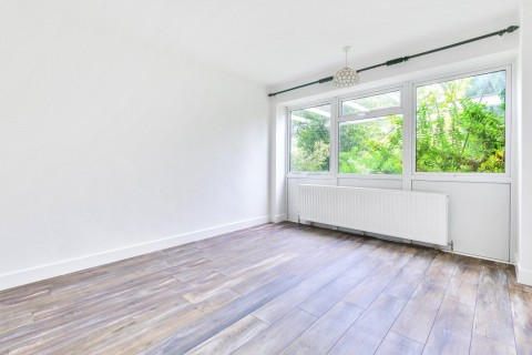 Click the photo for more details of Broughton Avenue, Richmond, TW10