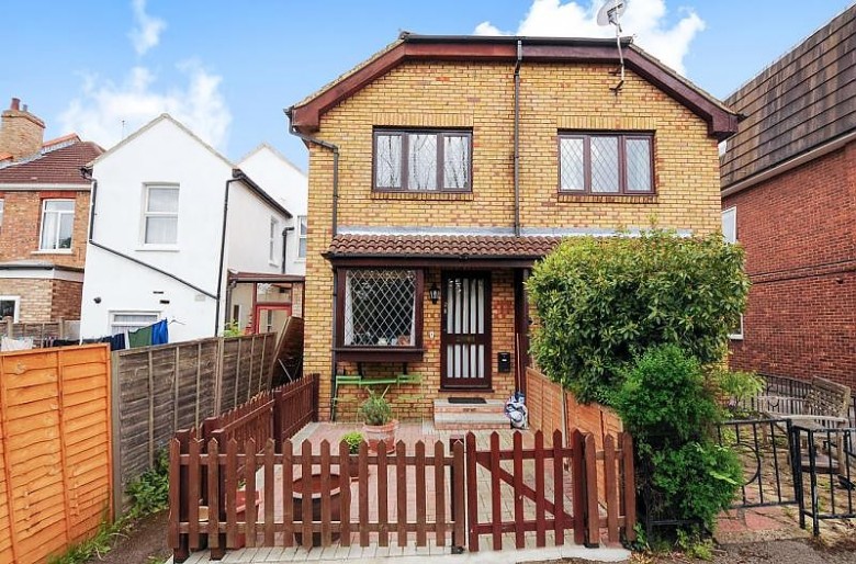 Click the photo for more details of Bond Road, Surbiton