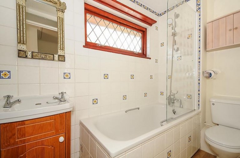 Images for Bond Road, Surbiton