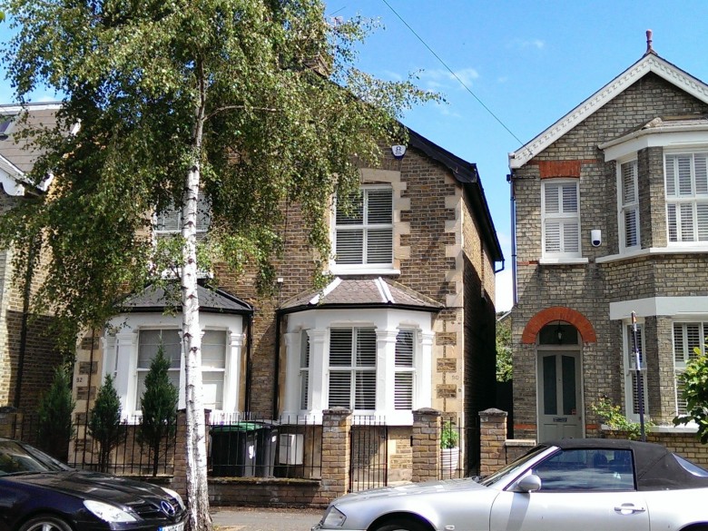 Click the photo for more details of Clifton Road, Kingston, KT2