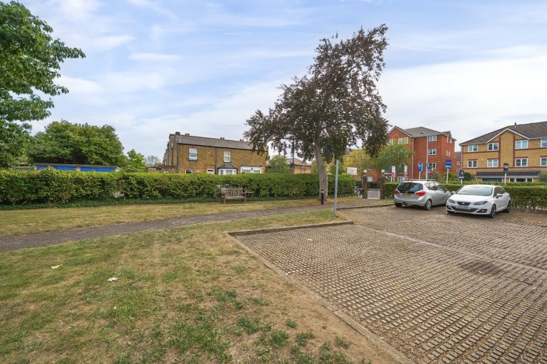 Images for Kingsworthy Close, Kingston Upon Thames