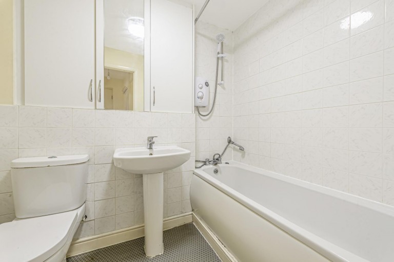 Images for Offers Court, Winery Lane, Kingston Upon Thames, KT1