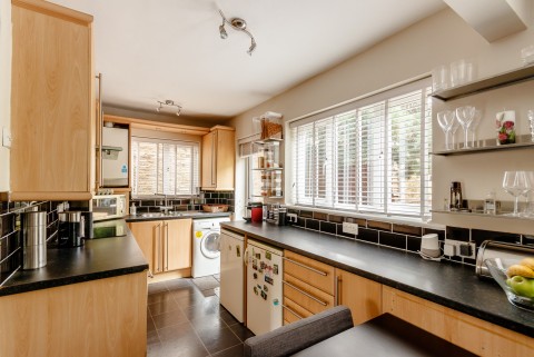 Click the photo for more details of Queens Court, Liverpool Road, Kingston Upon Thames, KT2