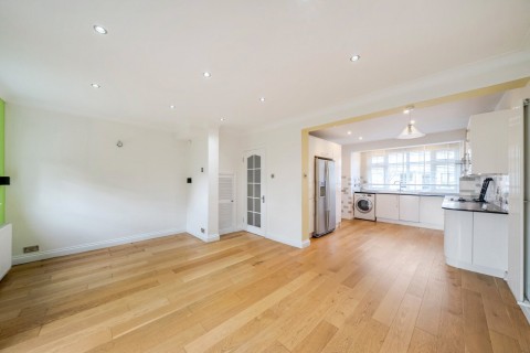 Click the photo for more details of Cromwell Avenue, New Malden