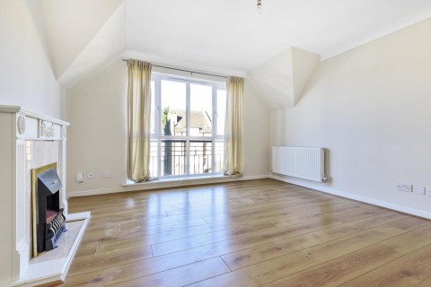 Click the photo for more details of Coombe Lodge, 6 Manorgate Road, Kingston Upon Thames, KT2