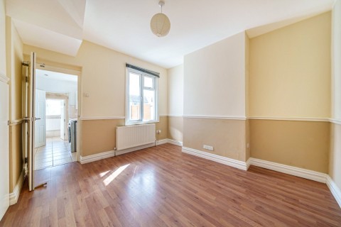 Click the photo for more details of George Road, New Malden, KT3